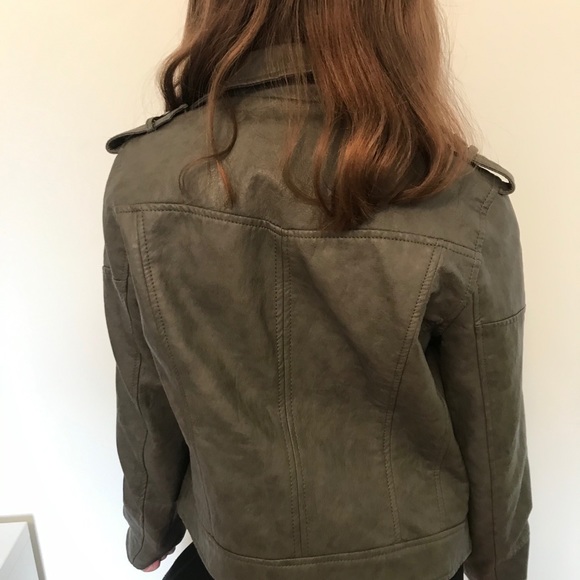 Leather jacket - Picture 3 of 3